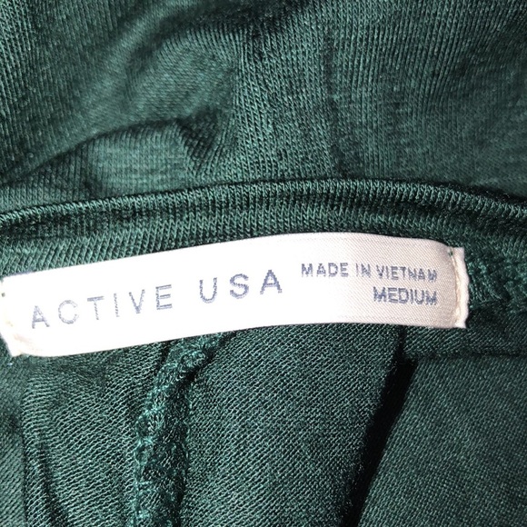 ACTIVE USA size medium green cozy jersey top - Picture 4 of 4